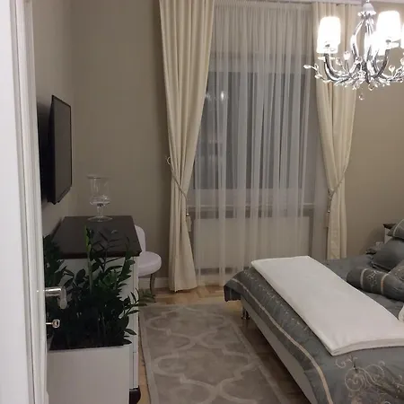 Апартаменты Apartament Z Prywatnym, Krytym Basenem