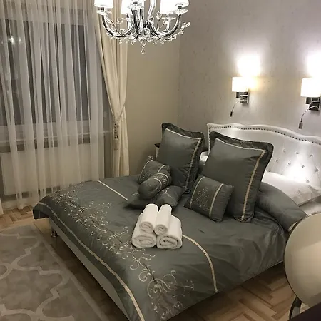 Apartman Z Prywatnym, Krytym Basenem