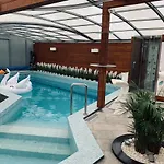 Lägenhet Apartament Z Prywatnym, Krytym Basenem Sopot