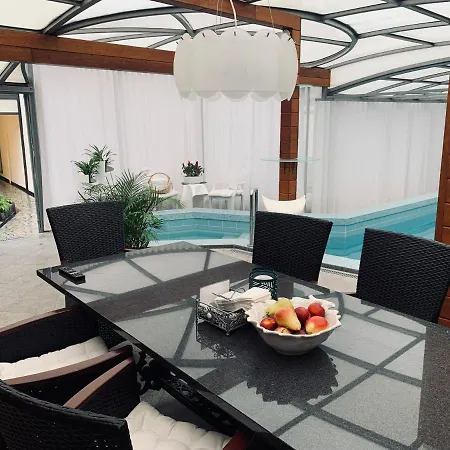 아파트 Z Prywatnym, Krytym Basenem *