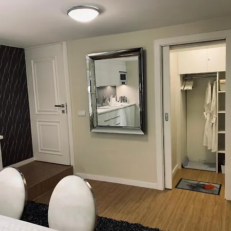 Apartament Z Prywatnym, Krytym Basenem *