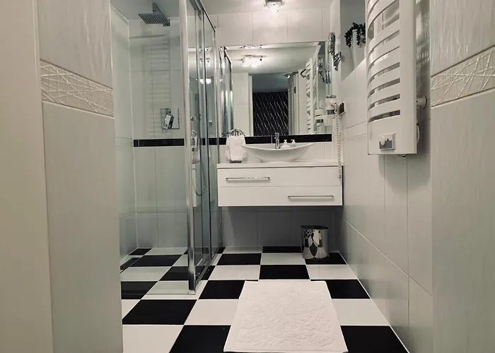 Z Prywatnym, Krytym Basenem סופוט