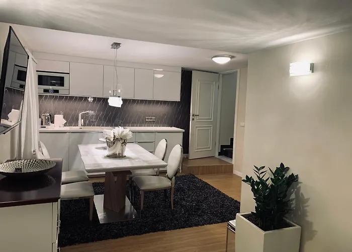 Apartman Z Prywatnym, Krytym Basenem