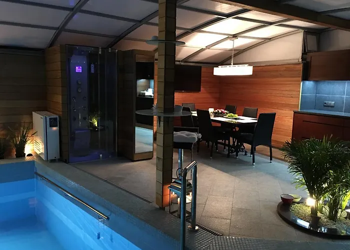 Apartman Z Prywatnym, Krytym Basenem *