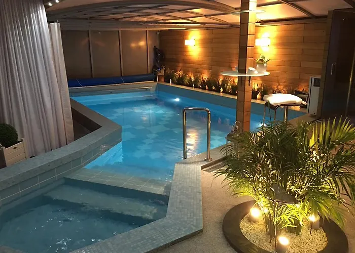 Z Prywatnym, Krytym Basenem * Sopot